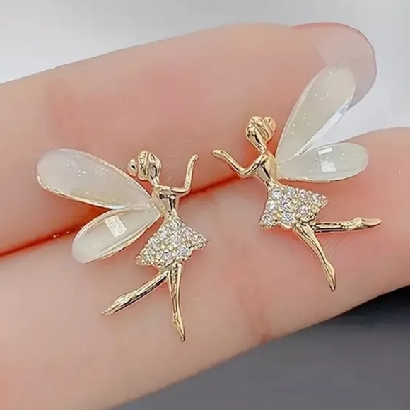 Goldtone Fairy Earrings - Picture 1 of 4